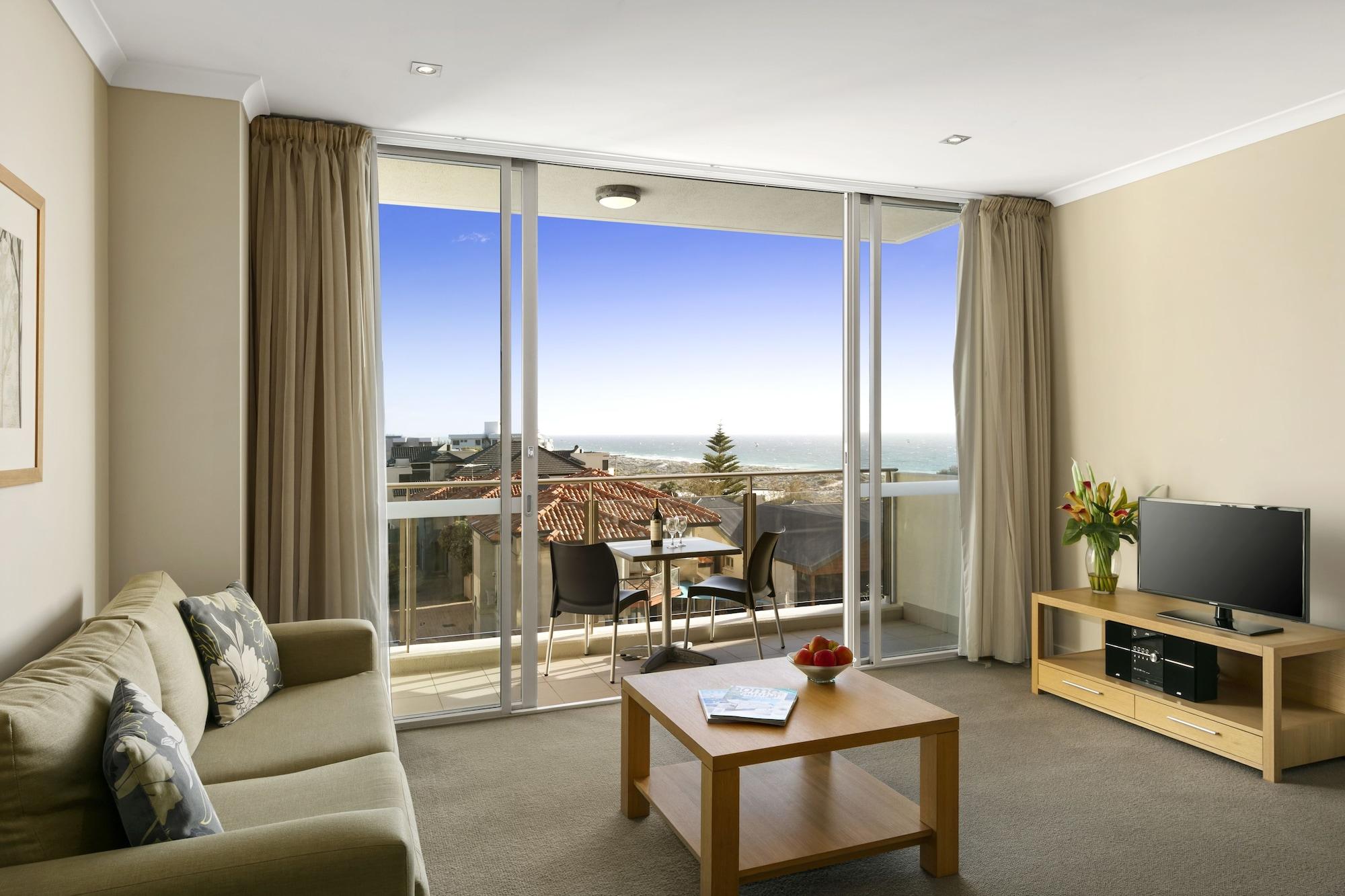 Quest Scarborough Aparthotel Perth Exterior photo