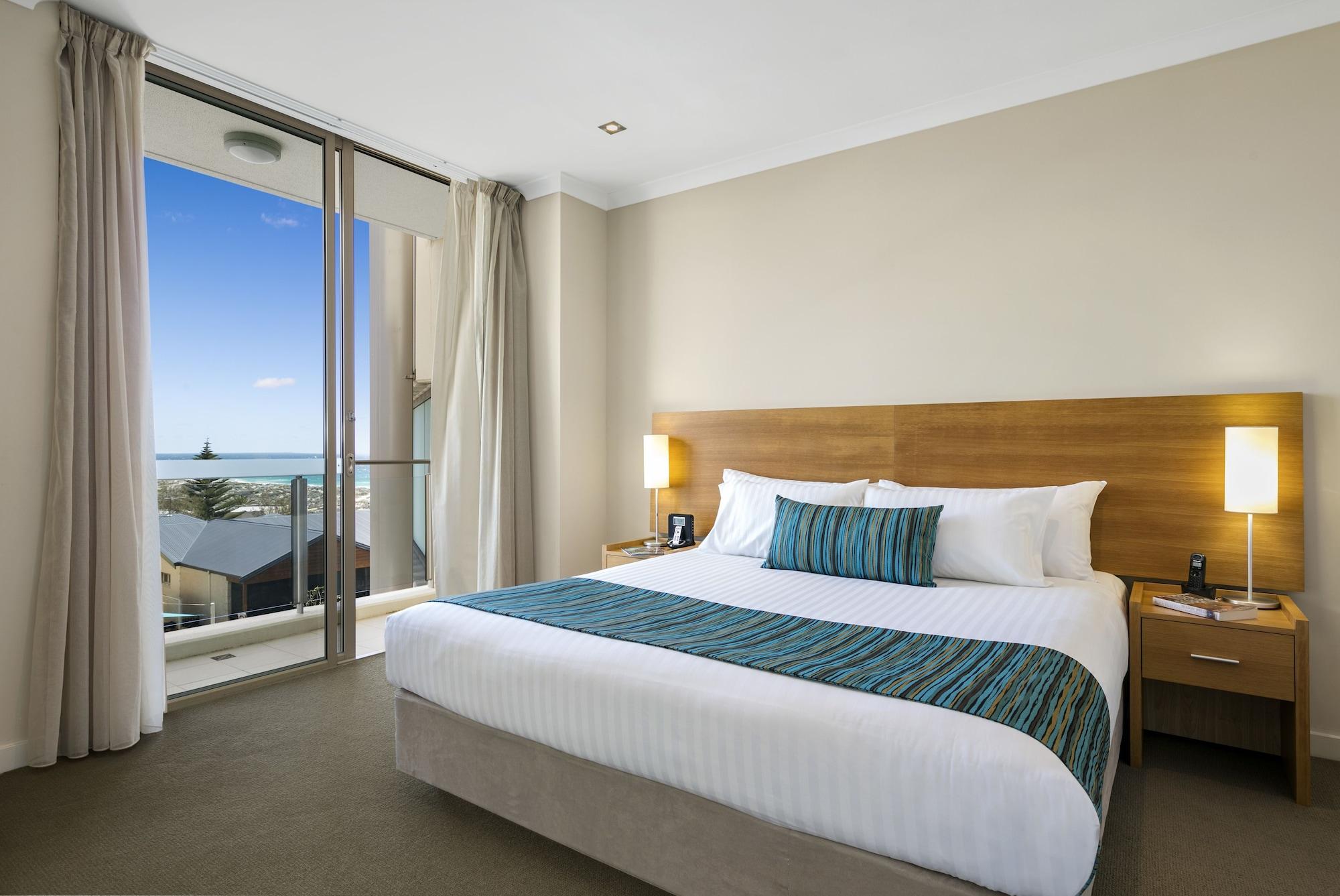 Quest Scarborough Aparthotel Perth Exterior photo