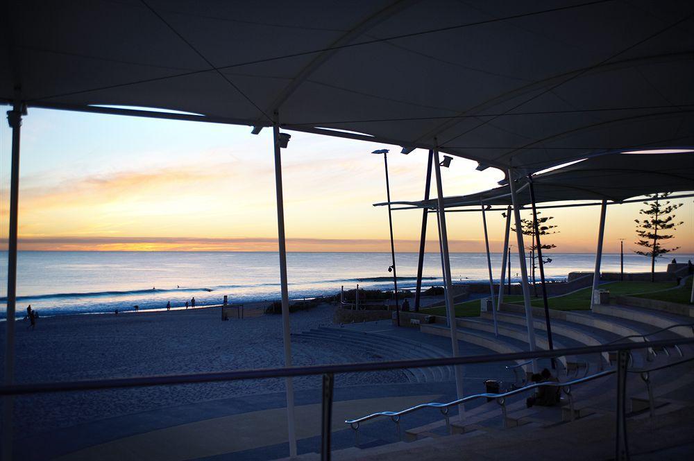 Quest Scarborough Aparthotel Perth Exterior photo
