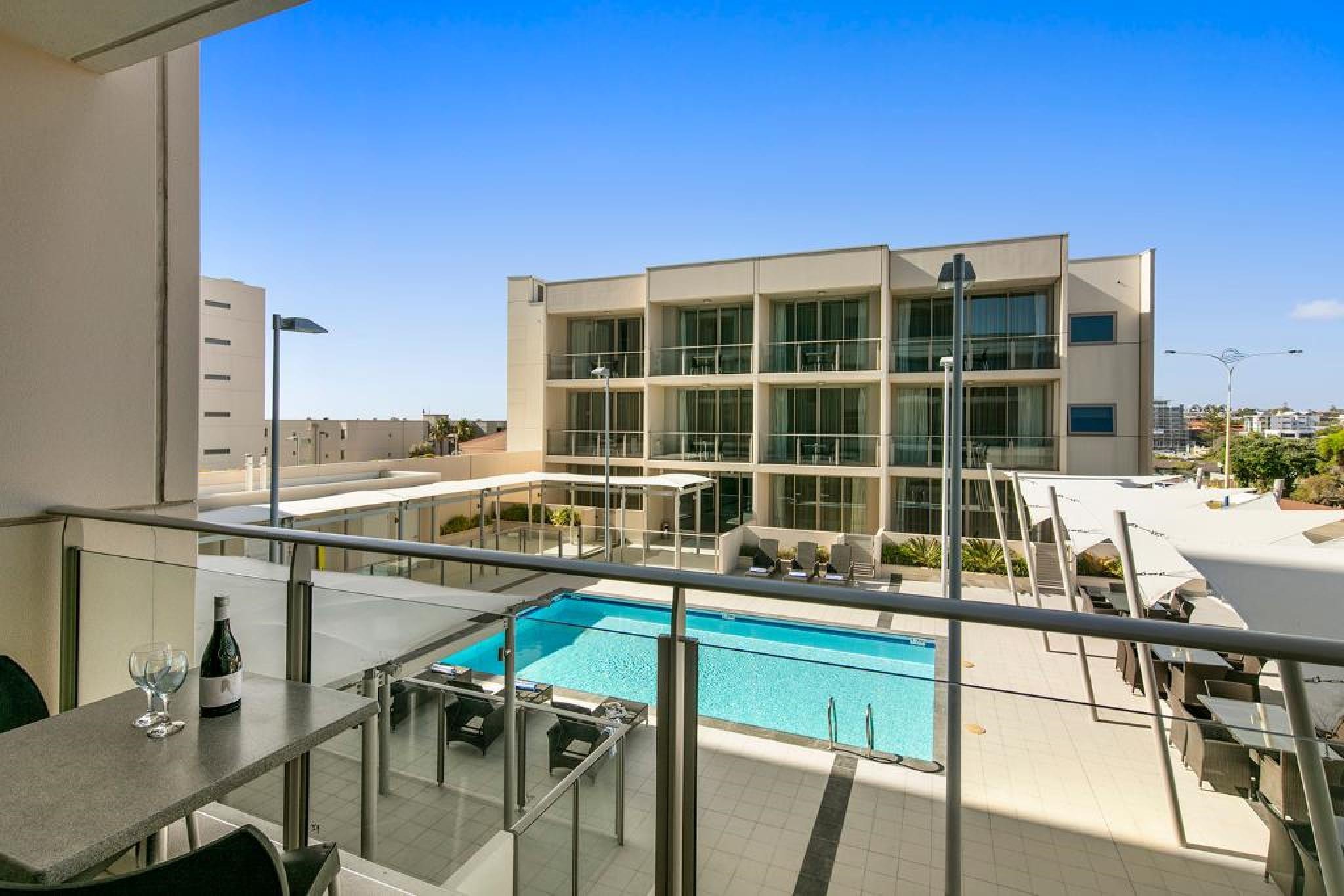 Quest Scarborough Aparthotel Perth Exterior photo