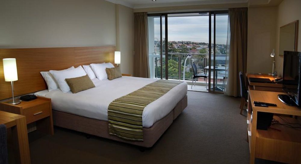 Quest Scarborough Aparthotel Perth Exterior photo