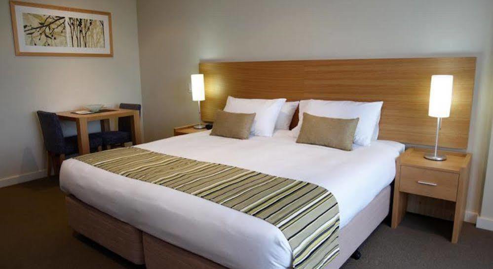 Quest Scarborough Aparthotel Perth Exterior photo