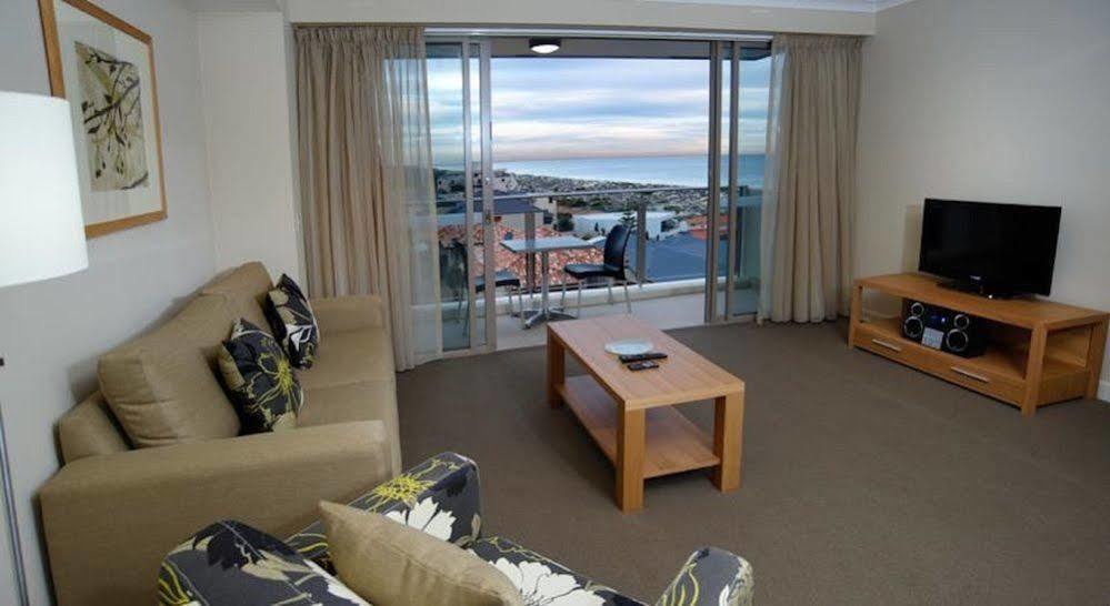 Quest Scarborough Aparthotel Perth Exterior photo